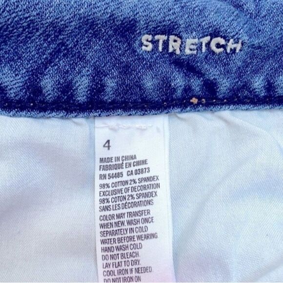 AMERICAN EAGLE RHINESTONE JEAN SHORTS SIZE 4 W27 - Picture 5 of 5